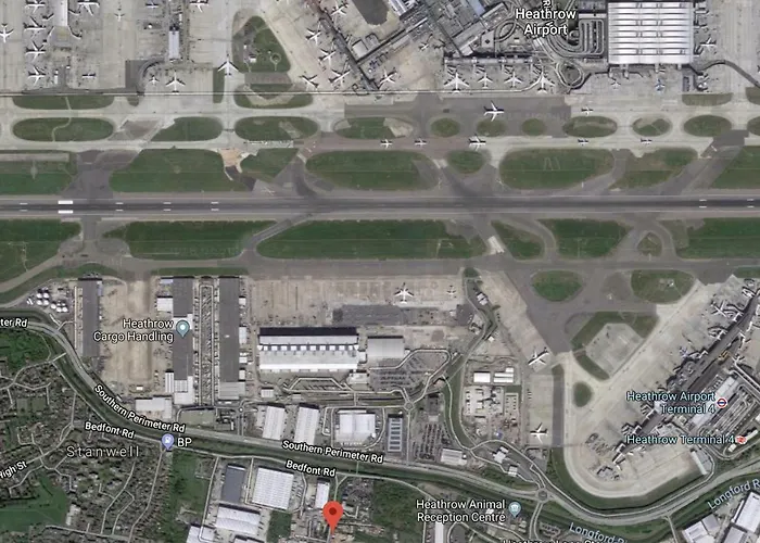 Heathrow Ensuite Rooms- Auto Check In